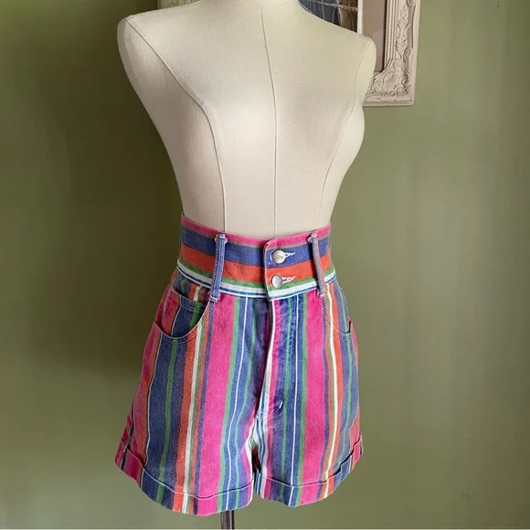 Vintage 80s/90s Multicolor Striped 100% Cotton High Rise/Ribcage Shorts
